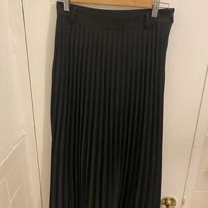 AR THE LABEL Womens Pleated A Line Midi Skirt Stretch Size Small Black Career